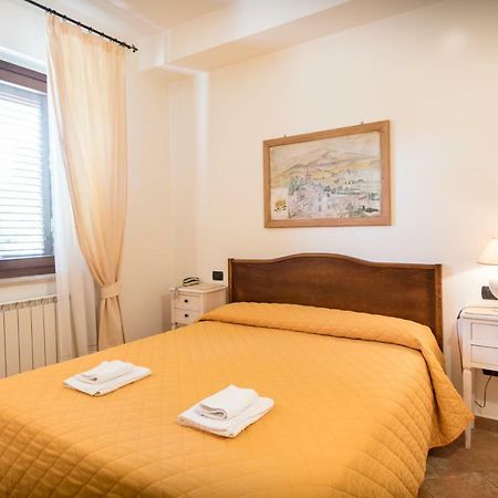 Bed & Breakfast Al Pian D'Асизи Екстериор снимка