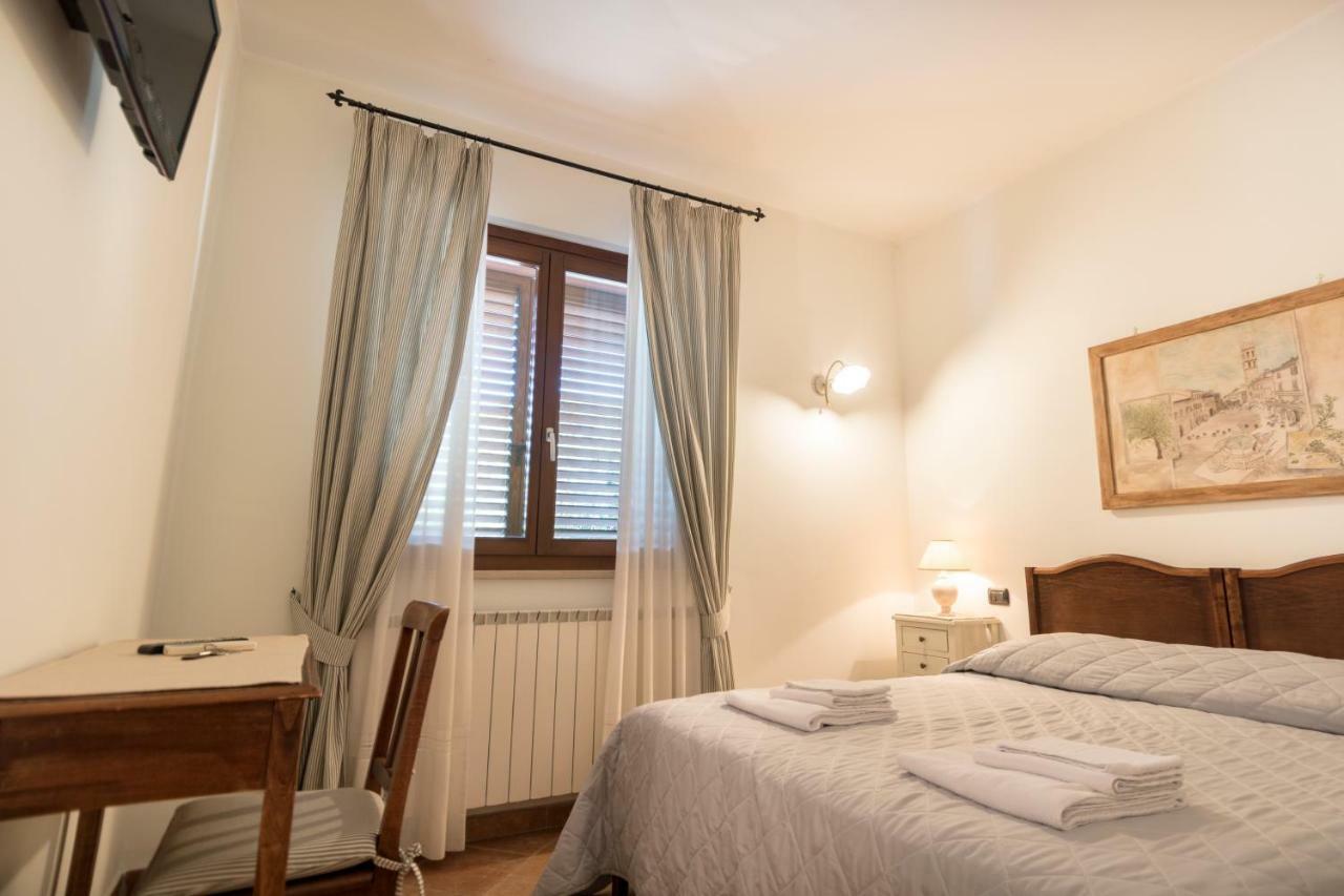 Bed & Breakfast Al Pian D'Асизи Екстериор снимка