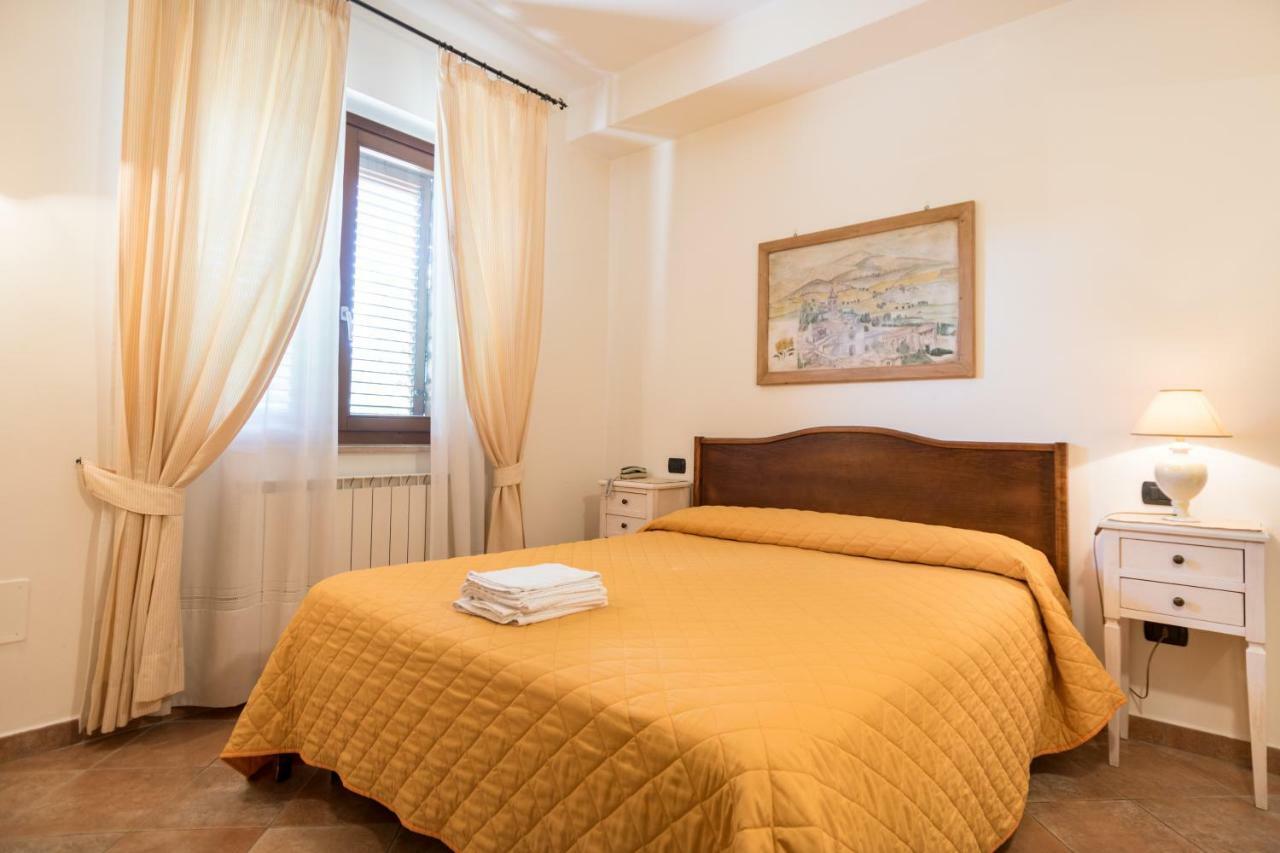 Bed & Breakfast Al Pian D'Асизи Екстериор снимка