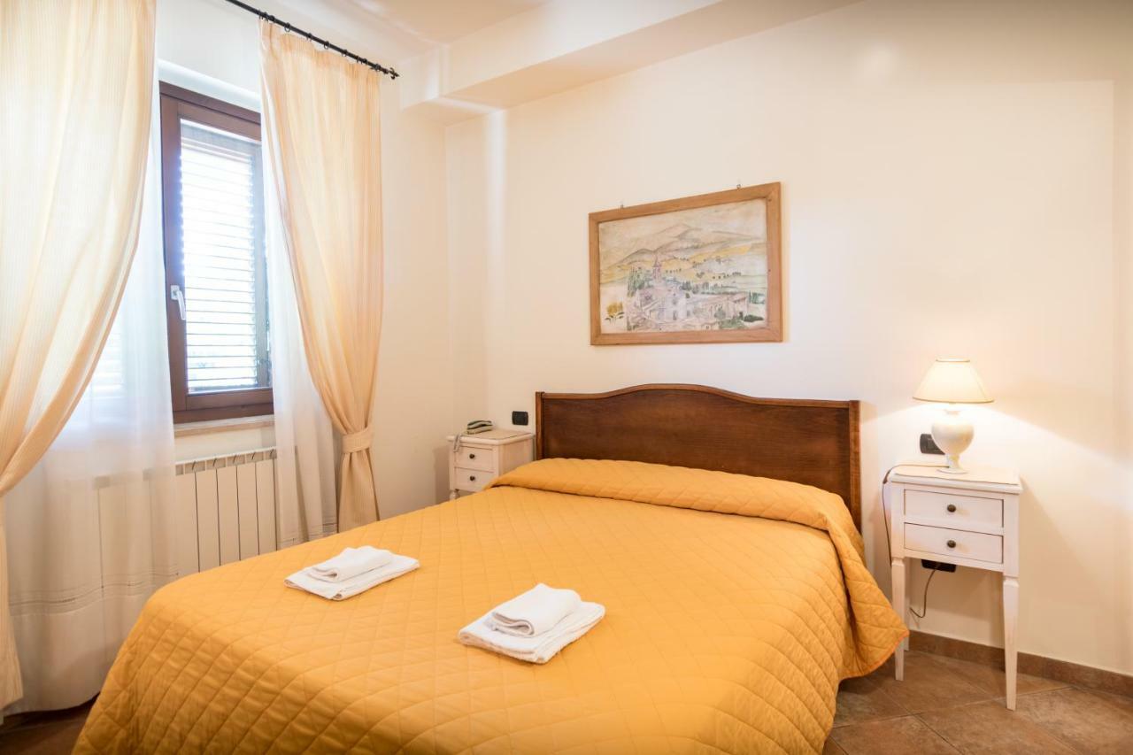 Bed & Breakfast Al Pian D'Асизи Екстериор снимка