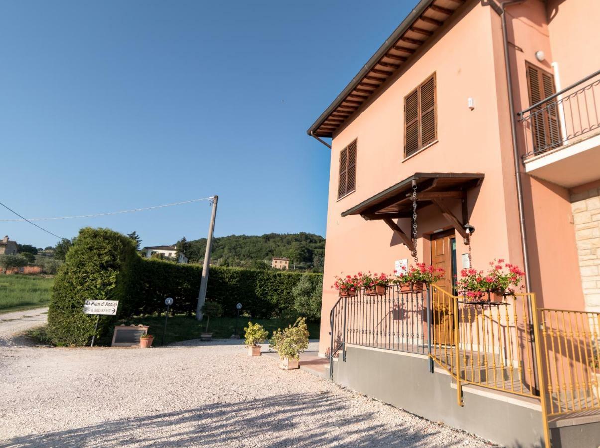 Bed & Breakfast Al Pian D'Асизи Екстериор снимка