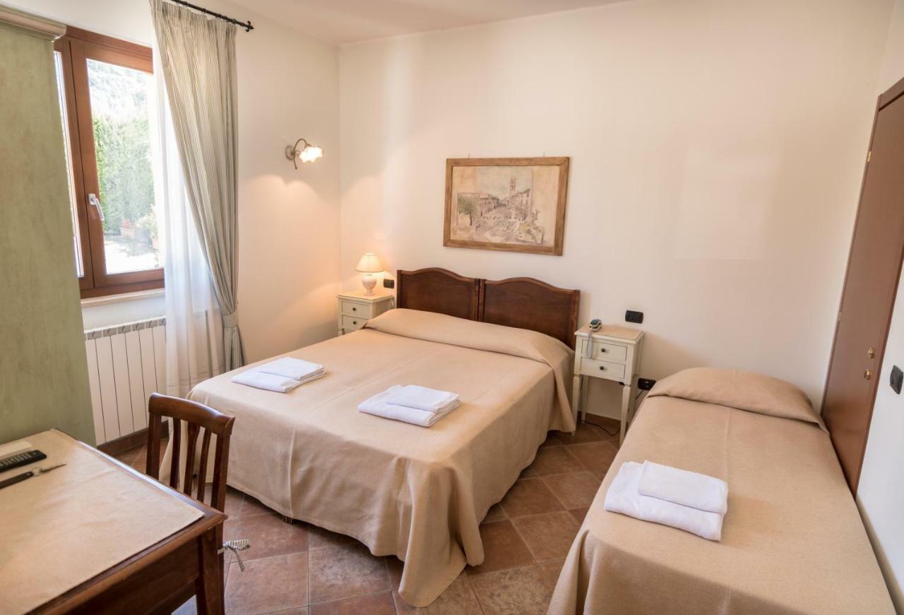 Bed & Breakfast Al Pian D'Асизи Екстериор снимка